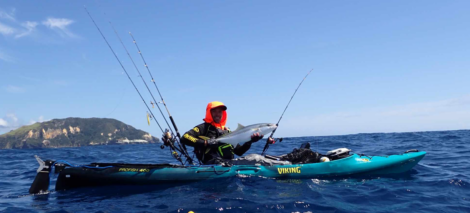 Profish 400 Aqua Black Lifestyle Pedro 2